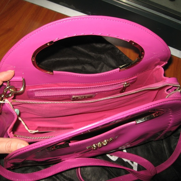 TOSCA BLU Italian Designer Fuchsia Leather Satchel - Picture 5 of 11